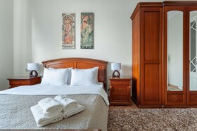 Kotelnicheskaya Royal Tower