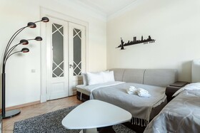 Kotelnicheskaya Royal Tower