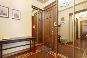 Kotelnicheskaya Royal Tower