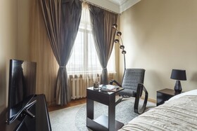 Kotelnicheskaya Royal Tower