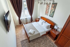 Kotelnicheskaya Royal Tower