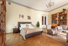 Kotelnicheskaya Royal Tower