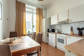 Kotelnicheskaya Royal Tower