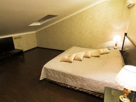 Michelle Hotel