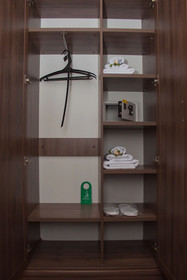 Mini Hotel Near Theater