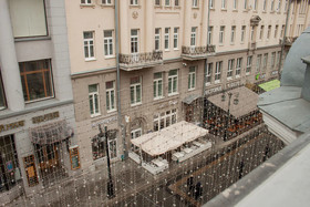 Mini Hotel Near Theater