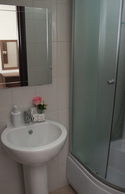 Mini Hotel Near Theater