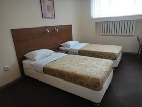 Oktavia Hotel