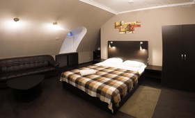 Orange House Hotel