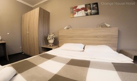 Orange House Hotel