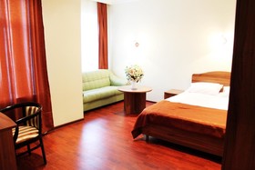Orange House Hotel