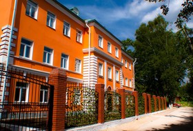 Orange House Hotel