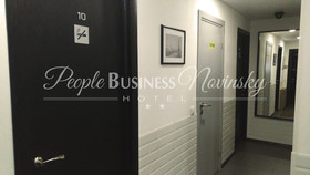 PEOPLE Business Novinsky Hotel