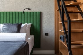 Q-Block Capsule Hotel