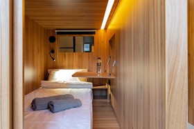 Q-Block Capsule Hotel