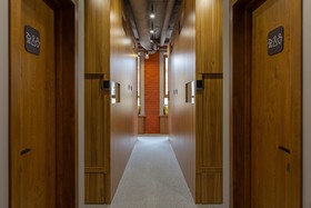 Q-Block Capsule Hotel