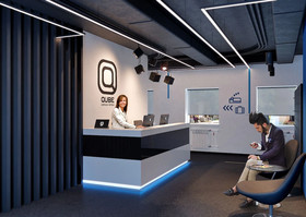 Qube Capsule Hotels