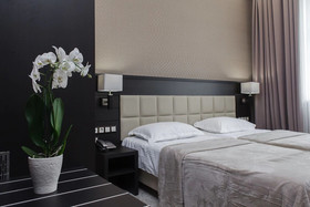 Radio Hotel