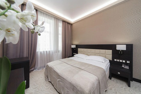 Radio Hotel