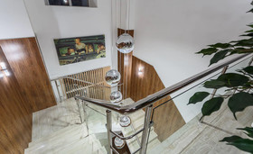 Riverside Hotel