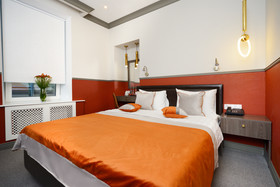 Senator Hotel
