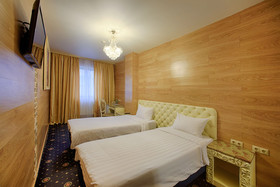 Sunflower Avenue Hotel