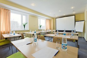 SunFlower Park Hotel