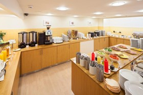 SunFlower Park Hotel
