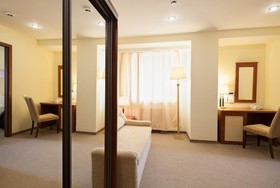 SunFlower Park Hotel