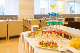 SunFlower Park Hotel