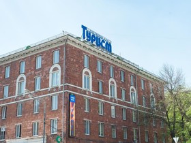 Tourist Hotel