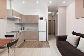 Tricolor Apartments