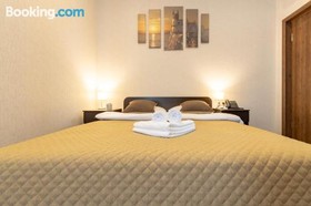 Lion Hotel