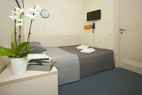 Comfort hotel Air Express, FREE ZONE