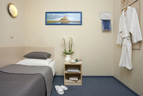 Comfort hotel Air Express, FREE ZONE