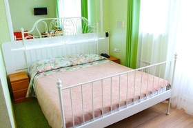 Ecotel Snegirek