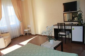 Bounty Hotel