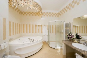 Aton Hotel