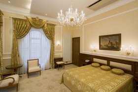 Aton Hotel