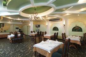 Hotel Platan