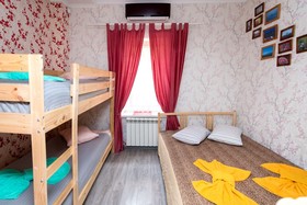 Hostel Svoi