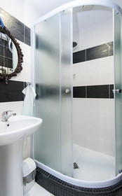 Hostel Svoi