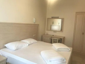 Goluboe Ozero Hotel