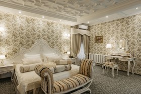 Old Town Hotel