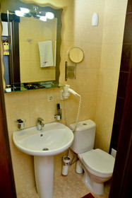 City Rose Hotel
