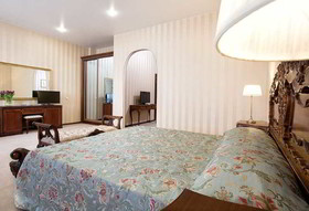 Dolphin Resort And Conference Center