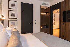 Dvor Podznoeva Studios and Apartments