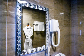 Center Hotel
