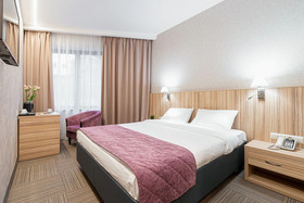 Harbor Club Hotel