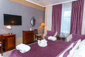 Petr Hotel